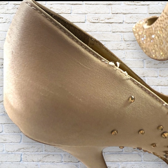 Benjamin Adams London Platform Bridal Heels Pump -Size 7.5 or 38 - Picture 7 of 14